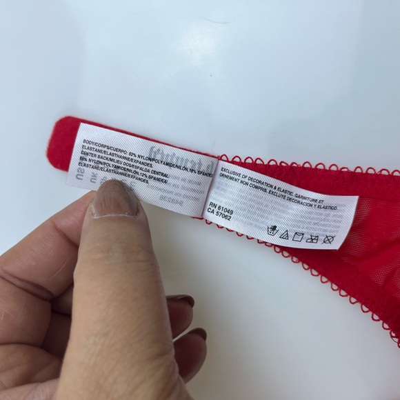 B’tempt’d Red Lace Garter Belt N273-7 - Picture 4 of 4